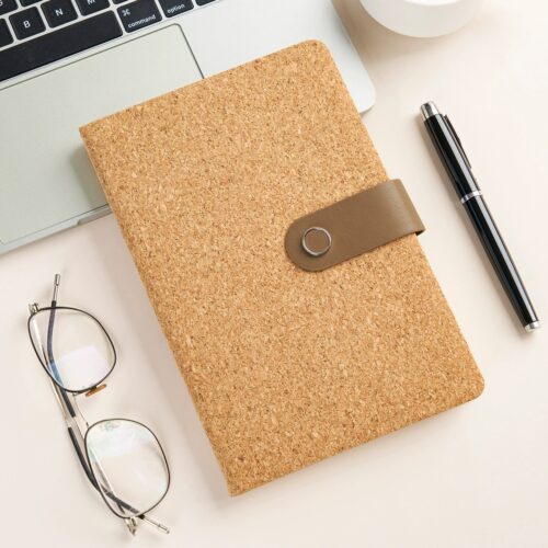 Cork-PU-Journal-Magnetic-Closure
